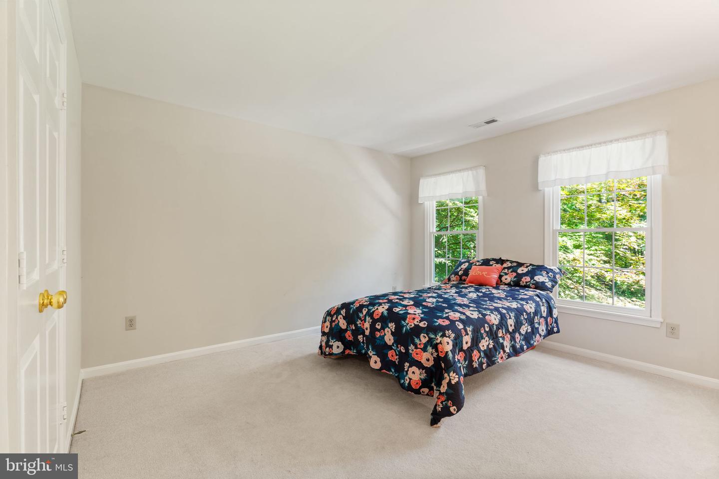 6131 LOST COLONY DR, WOODBRIDGE, Virginia 22193, 4 Bedrooms Bedrooms, ,2 BathroomsBathrooms,Residential,For sale,6131 LOST COLONY DR,VAPW2097016 MLS # VAPW2097016