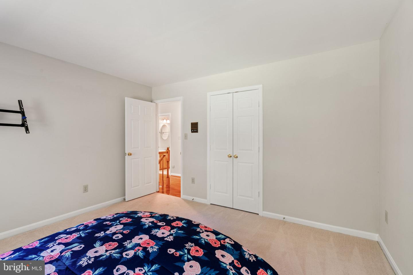 6131 LOST COLONY DR, WOODBRIDGE, Virginia 22193, 4 Bedrooms Bedrooms, ,2 BathroomsBathrooms,Residential,For sale,6131 LOST COLONY DR,VAPW2097016 MLS # VAPW2097016