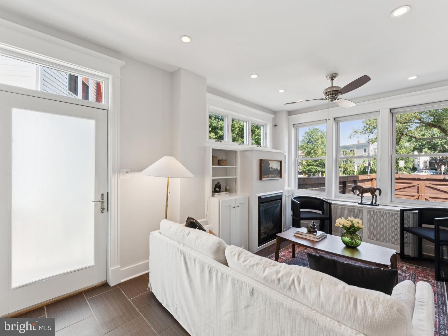 701 KENTUCKY AVE SE, WASHINGTON, District Of Columbia 20003, 4 Bedrooms Bedrooms, ,3 BathroomsBathrooms,Residential,For sale,701 KENTUCKY AVE SE,DCDC2205748 MLS # DCDC2205748