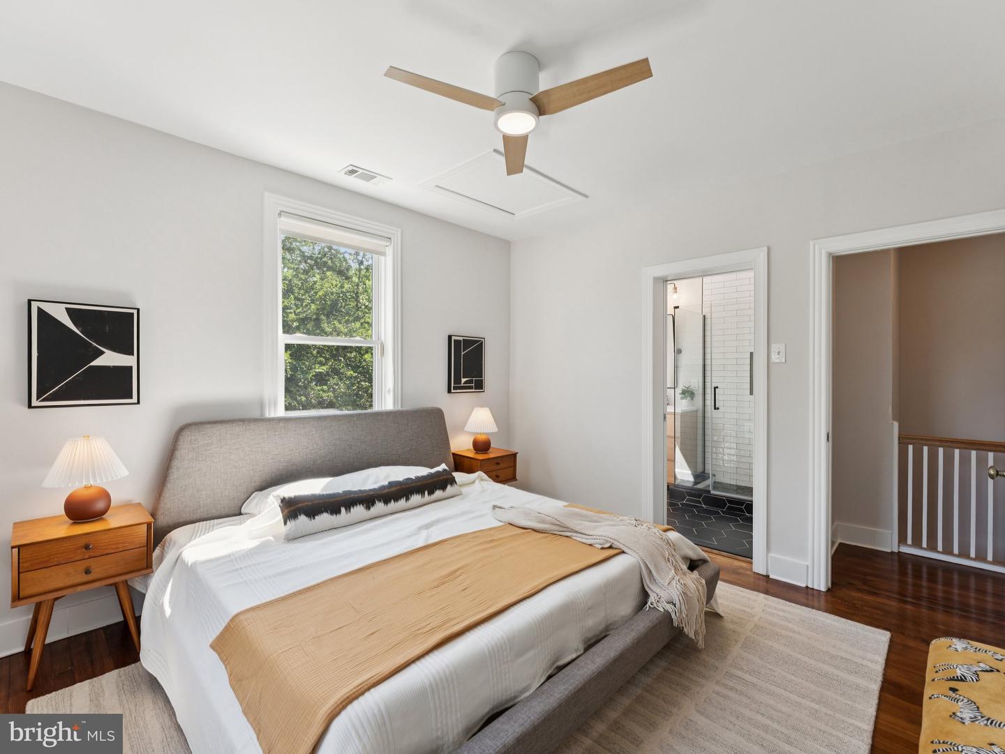 701 KENTUCKY AVE SE, WASHINGTON, District Of Columbia 20003, 4 Bedrooms Bedrooms, ,3 BathroomsBathrooms,Residential,For sale,701 KENTUCKY AVE SE,DCDC2205748 MLS # DCDC2205748