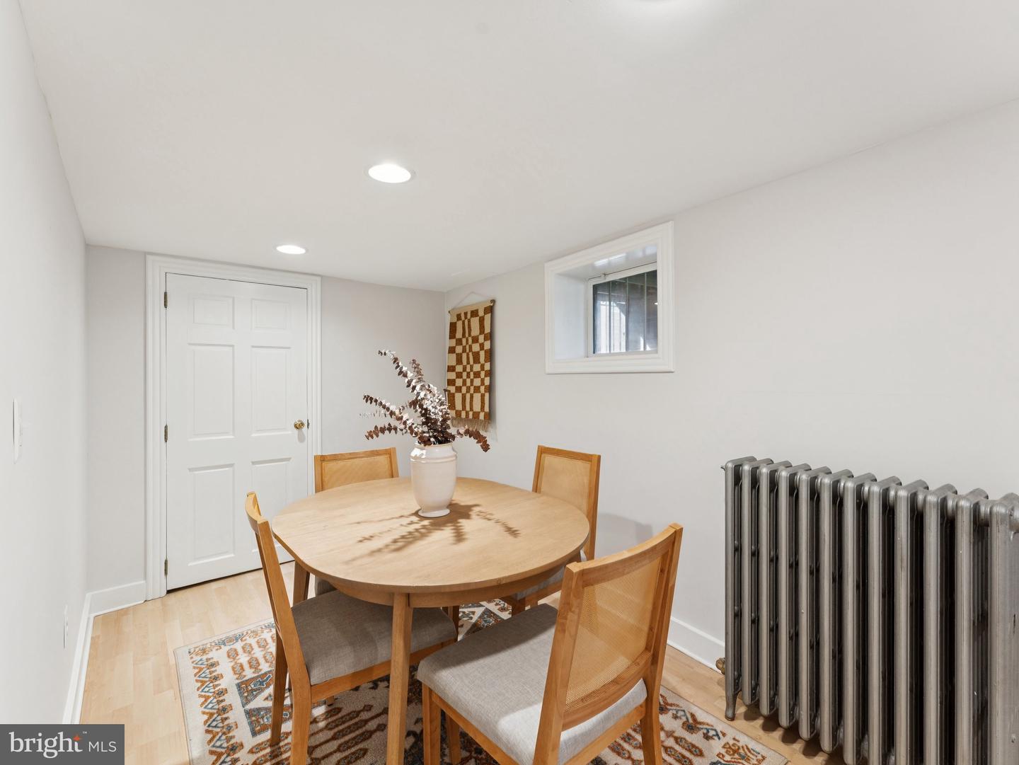 701 KENTUCKY AVE SE, WASHINGTON, District Of Columbia 20003, 4 Bedrooms Bedrooms, ,3 BathroomsBathrooms,Residential,For sale,701 KENTUCKY AVE SE,DCDC2205748 MLS # DCDC2205748