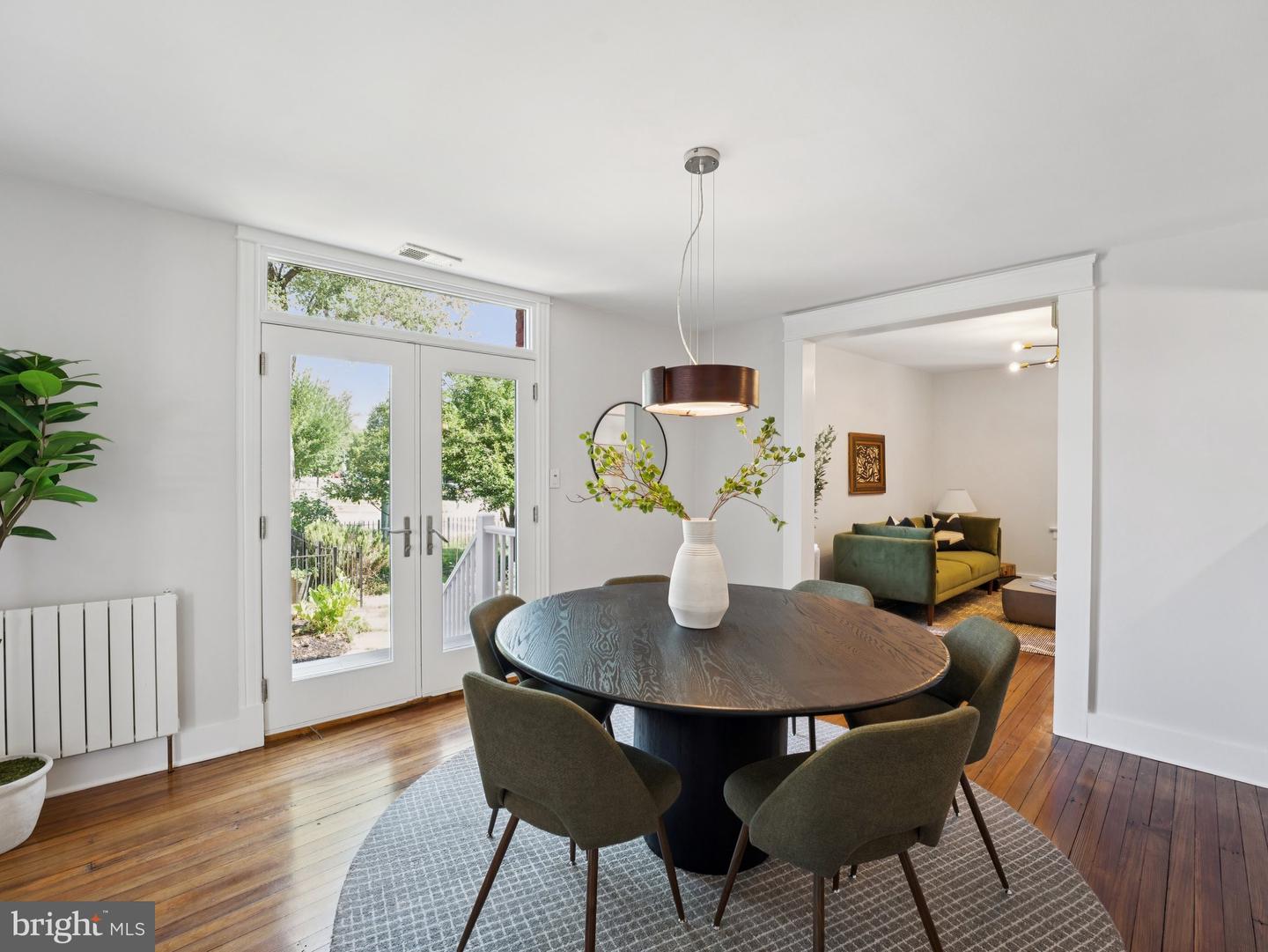 701 KENTUCKY AVE SE, WASHINGTON, District Of Columbia 20003, 4 Bedrooms Bedrooms, ,3 BathroomsBathrooms,Residential,For sale,701 KENTUCKY AVE SE,DCDC2205748 MLS # DCDC2205748