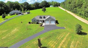 361 KINGS HWY, KING GEORGE, Virginia 22485, 3 Bedrooms Bedrooms, ,2 BathroomsBathrooms,Residential,For sale,361 KINGS HWY,VAKG2006594 MLS # VAKG2006594