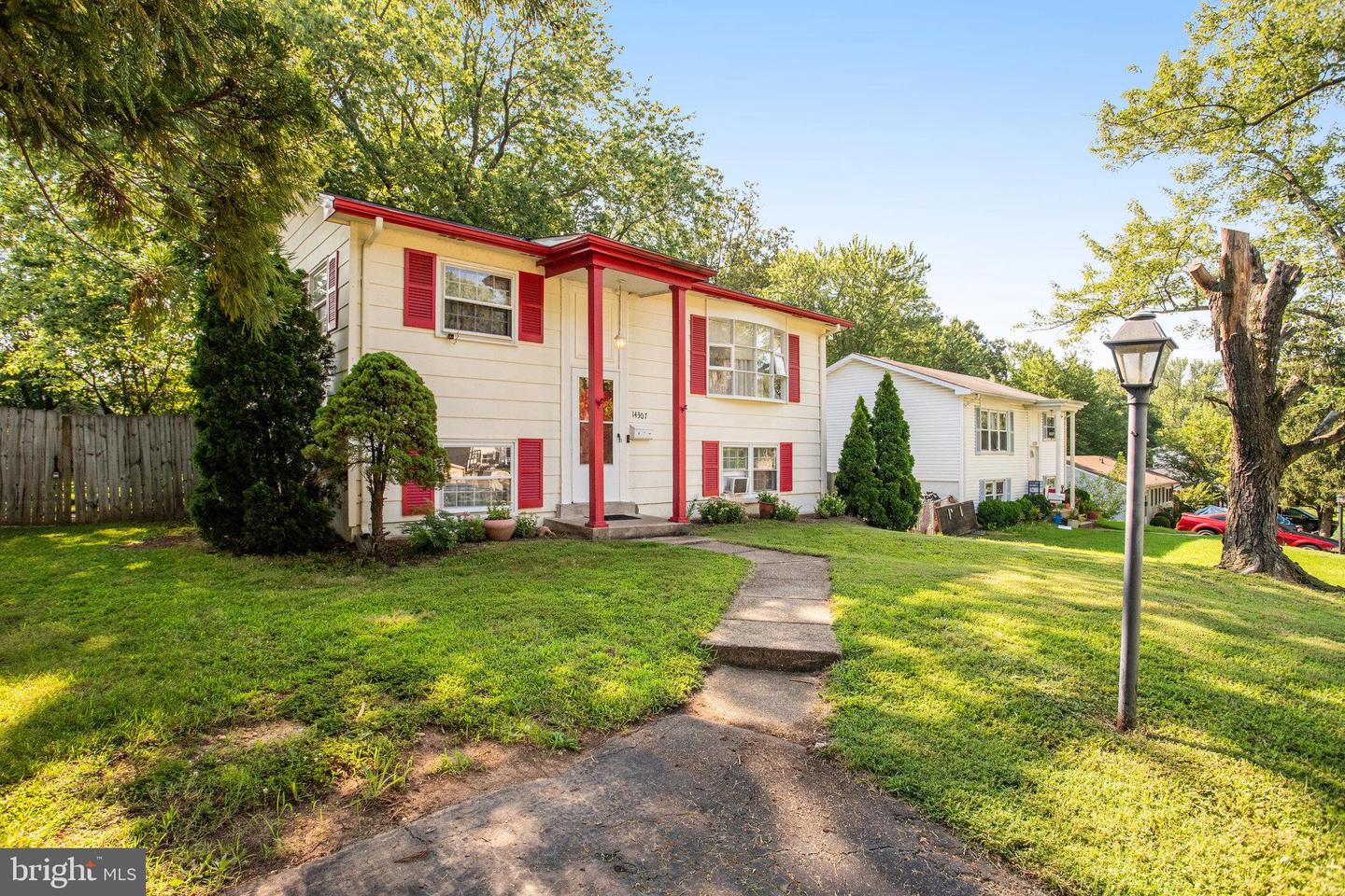 14307 BIRCHDALE AVE, WOODBRIDGE, Virginia 22193, 4 Bedrooms Bedrooms, ,2 BathroomsBathrooms,Residential,For sale,14307 BIRCHDALE AVE,VAPW2097286 MLS # VAPW2097286