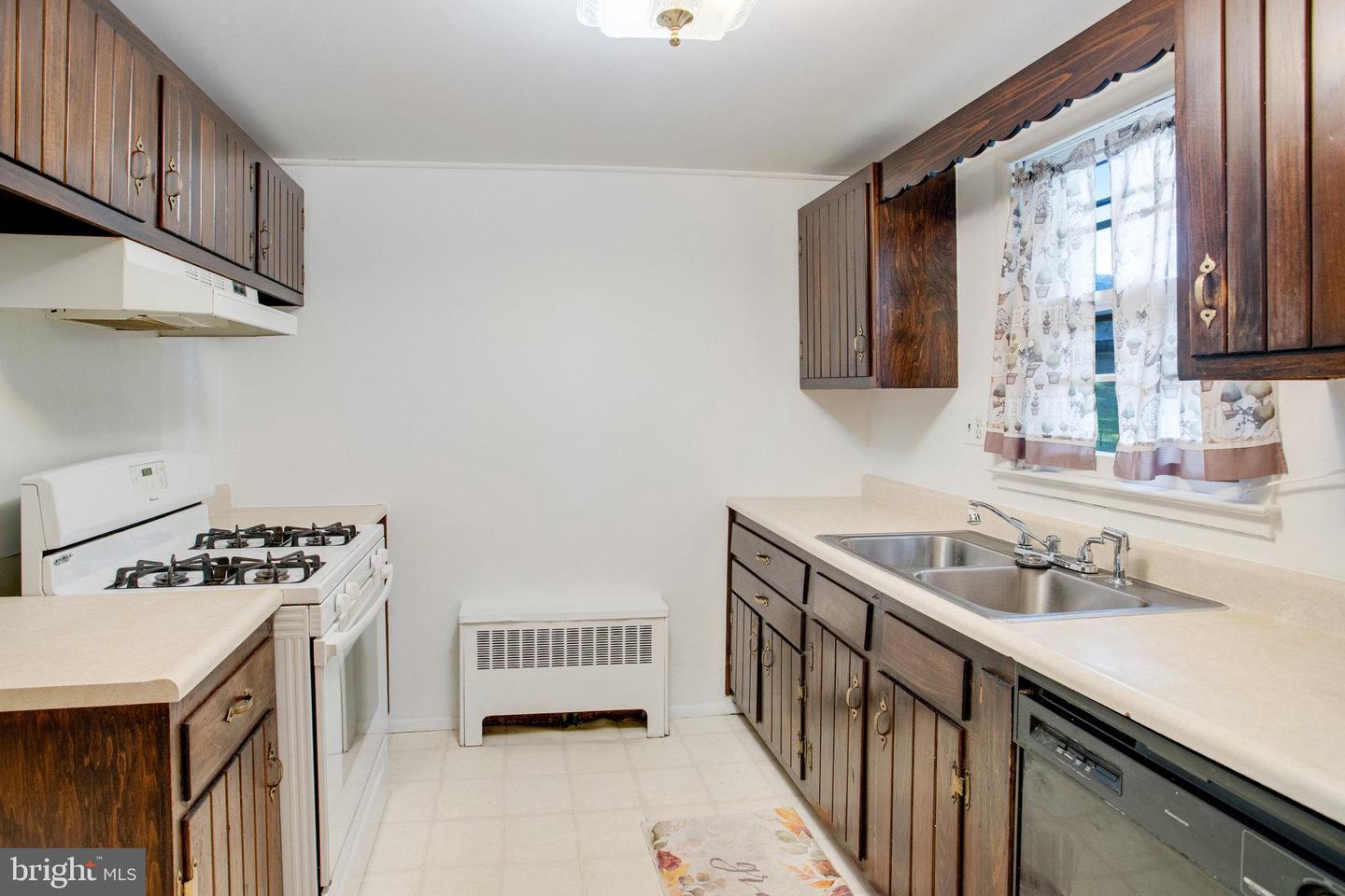14307 BIRCHDALE AVE, WOODBRIDGE, Virginia 22193, 4 Bedrooms Bedrooms, ,2 BathroomsBathrooms,Residential,For sale,14307 BIRCHDALE AVE,VAPW2097286 MLS # VAPW2097286