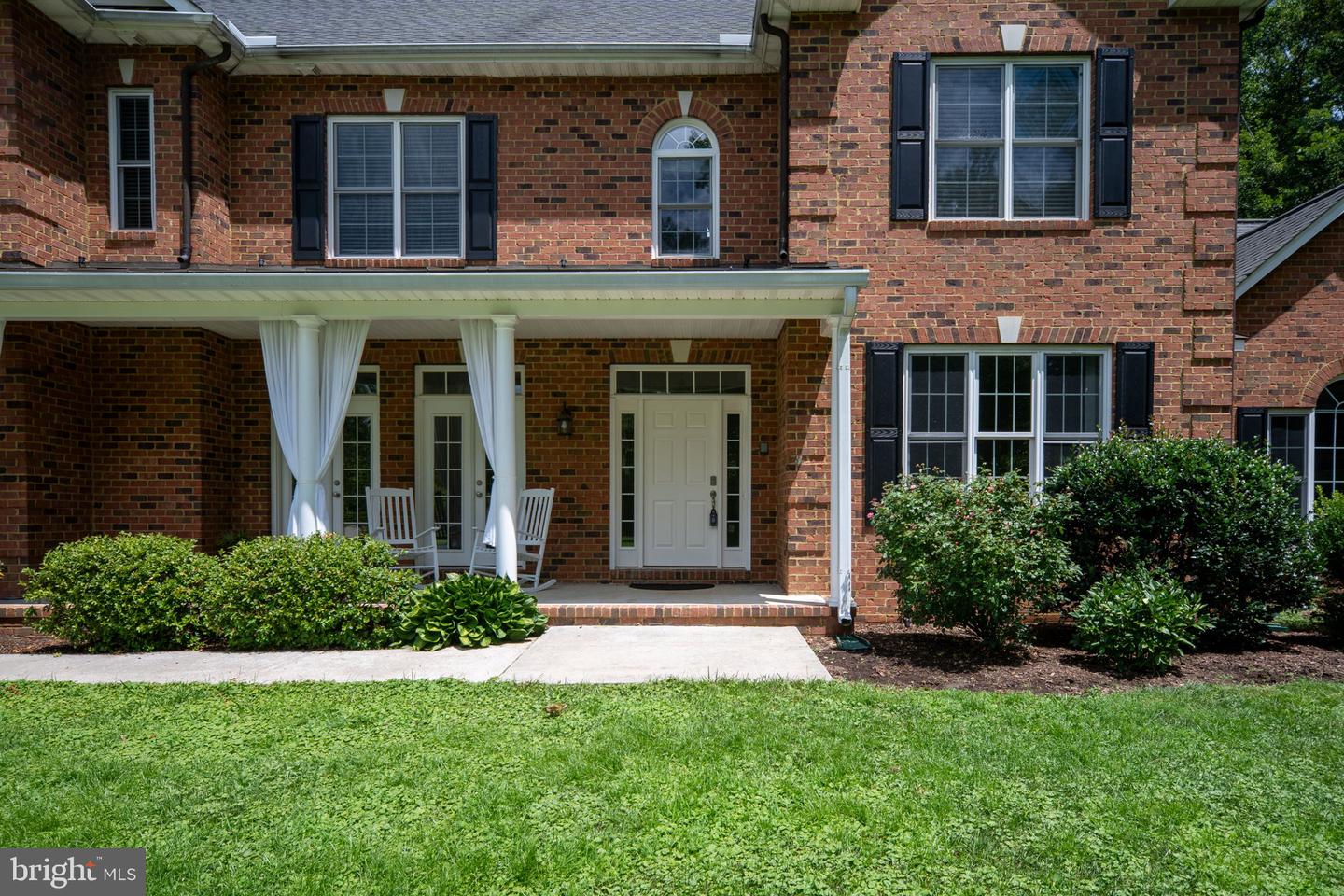 182 WOOD LANDING RD, FREDERICKSBURG, Virginia 22405, 4 Bedrooms Bedrooms, ,5 BathroomsBathrooms,Residential,For sale,182 WOOD LANDING RD,VAST2039948 MLS # VAST2039948