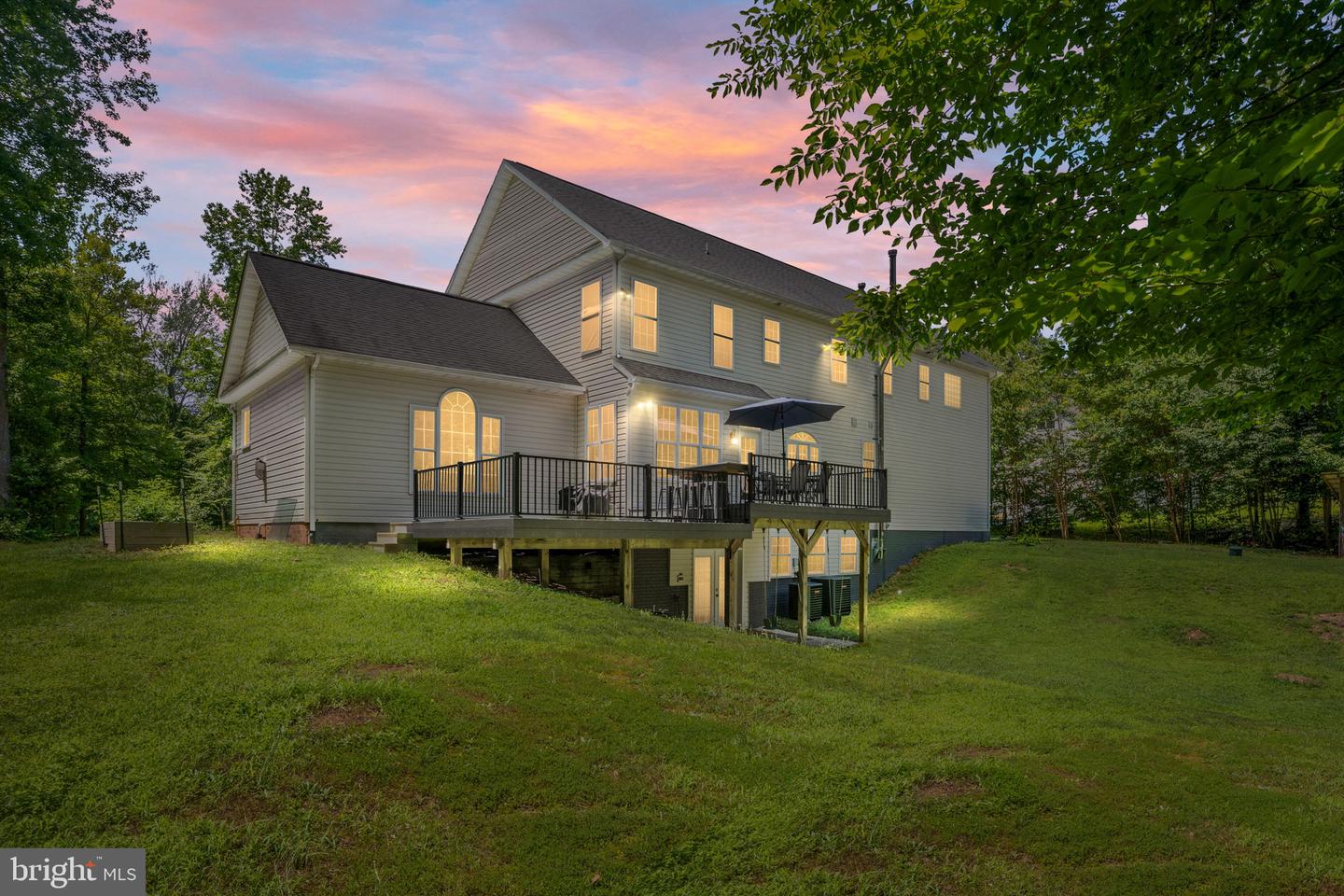 182 WOOD LANDING RD, FREDERICKSBURG, Virginia 22405, 4 Bedrooms Bedrooms, ,5 BathroomsBathrooms,Residential,For sale,182 WOOD LANDING RD,VAST2039948 MLS # VAST2039948