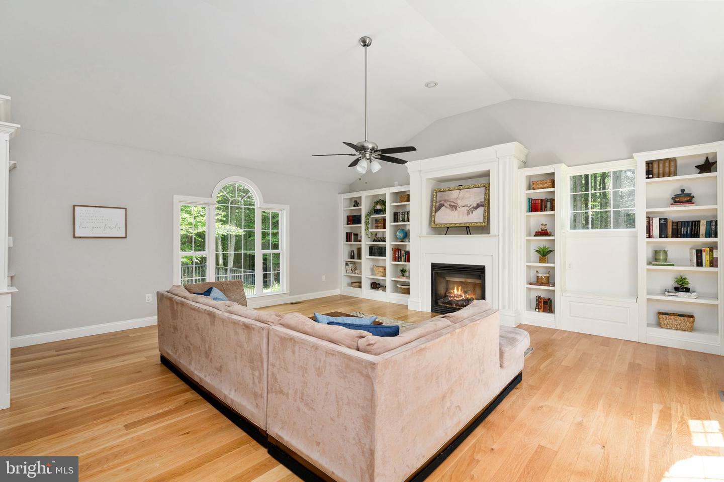 182 WOOD LANDING RD, FREDERICKSBURG, Virginia 22405, 4 Bedrooms Bedrooms, ,5 BathroomsBathrooms,Residential,For sale,182 WOOD LANDING RD,VAST2039948 MLS # VAST2039948