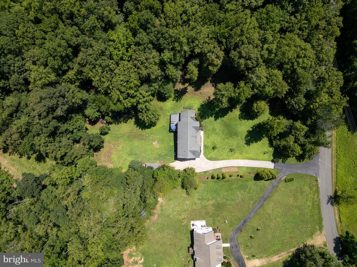 182 WOOD LANDING RD, FREDERICKSBURG, Virginia 22405, 4 Bedrooms Bedrooms, ,5 BathroomsBathrooms,Residential,For sale,182 WOOD LANDING RD,VAST2039948 MLS # VAST2039948