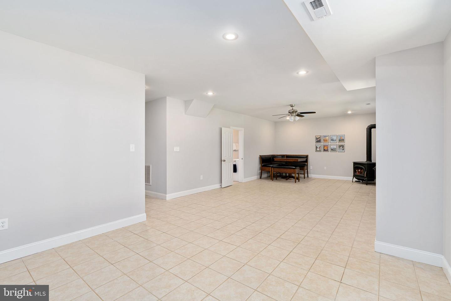 182 WOOD LANDING RD, FREDERICKSBURG, Virginia 22405, 4 Bedrooms Bedrooms, ,5 BathroomsBathrooms,Residential,For sale,182 WOOD LANDING RD,VAST2039948 MLS # VAST2039948