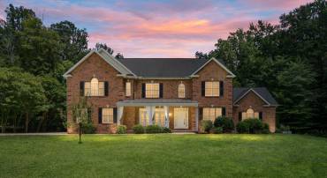 182 WOOD LANDING RD, FREDERICKSBURG, Virginia 22405, 4 Bedrooms Bedrooms, ,5 BathroomsBathrooms,Residential,For sale,182 WOOD LANDING RD,VAST2039948 MLS # VAST2039948