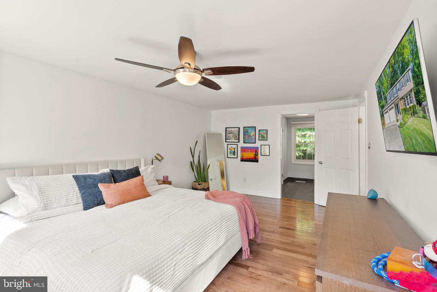 7737 MIDDLE VALLEY DR, SPRINGFIELD, Virginia 22153, 4 Bedrooms Bedrooms, ,2 BathroomsBathrooms,Residential,For sale,7737 MIDDLE VALLEY DR,VAFX2248190 MLS # VAFX2248190
