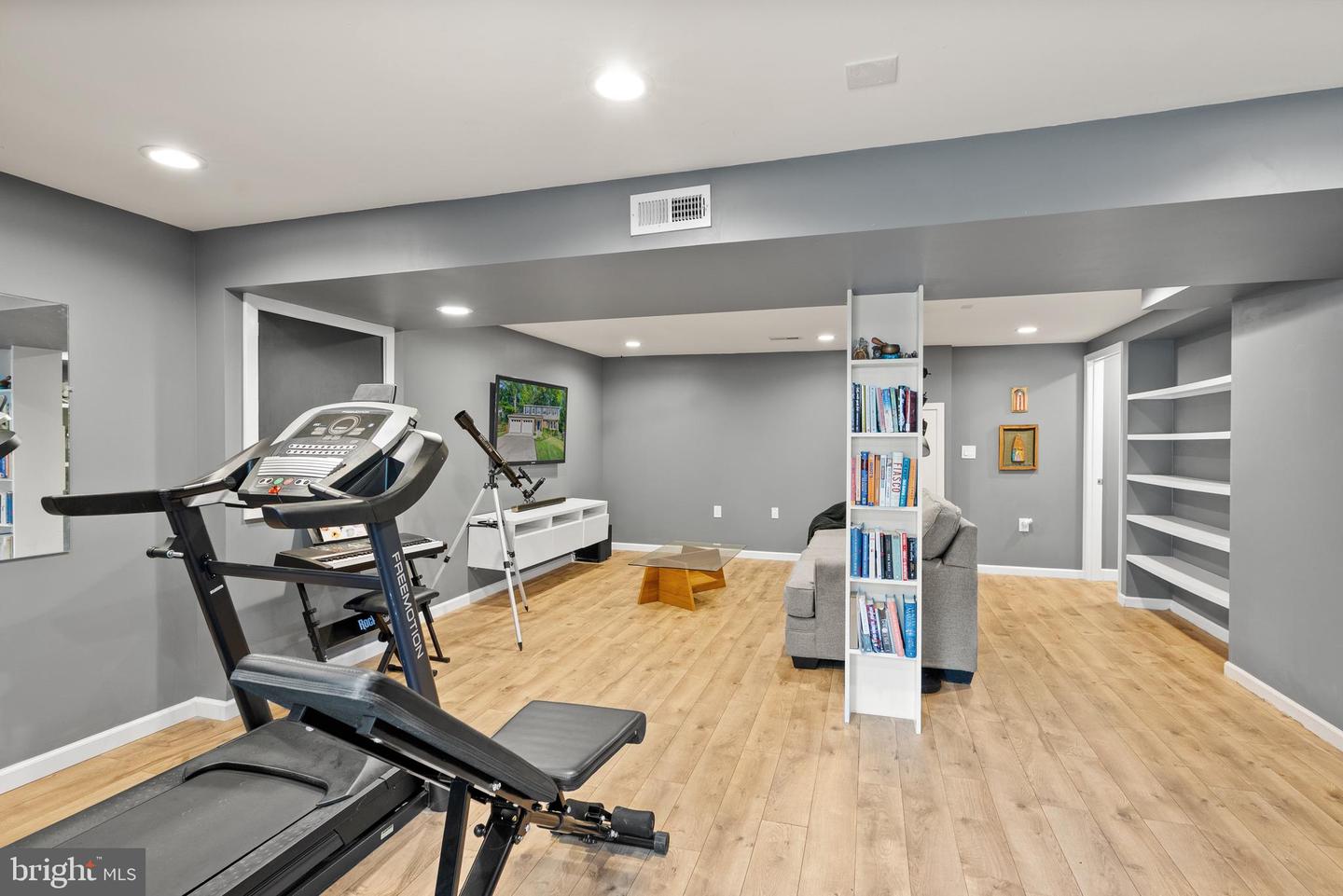 7737 MIDDLE VALLEY DR, SPRINGFIELD, Virginia 22153, 4 Bedrooms Bedrooms, ,2 BathroomsBathrooms,Residential,For sale,7737 MIDDLE VALLEY DR,VAFX2248190 MLS # VAFX2248190
