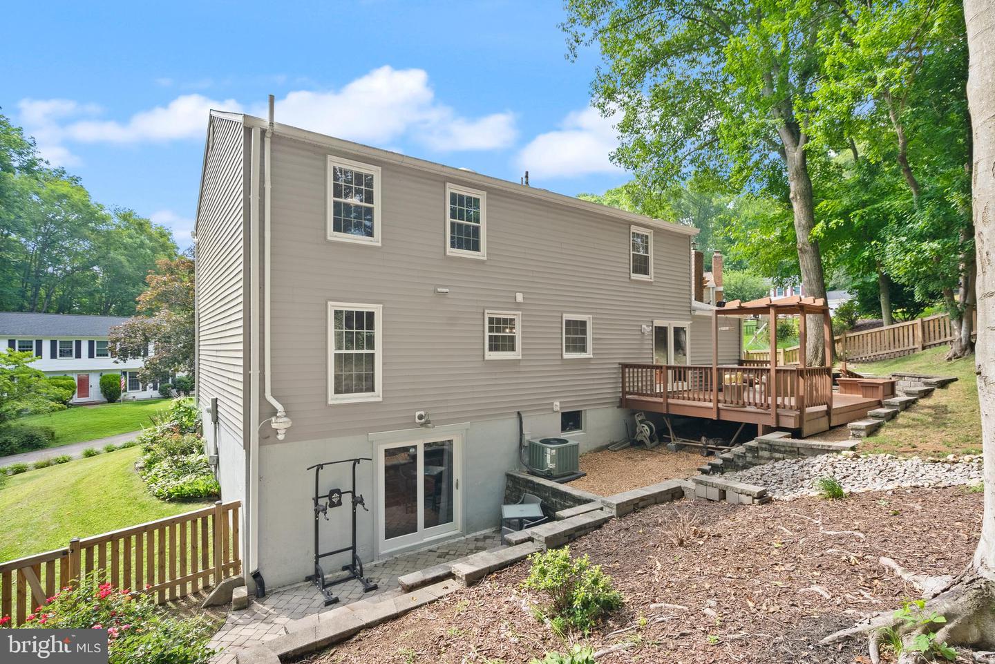 7737 MIDDLE VALLEY DR, SPRINGFIELD, Virginia 22153, 4 Bedrooms Bedrooms, ,2 BathroomsBathrooms,Residential,For sale,7737 MIDDLE VALLEY DR,VAFX2248190 MLS # VAFX2248190