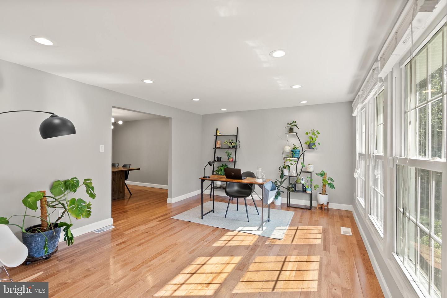 7737 MIDDLE VALLEY DR, SPRINGFIELD, Virginia 22153, 4 Bedrooms Bedrooms, ,2 BathroomsBathrooms,Residential,For sale,7737 MIDDLE VALLEY DR,VAFX2248190 MLS # VAFX2248190