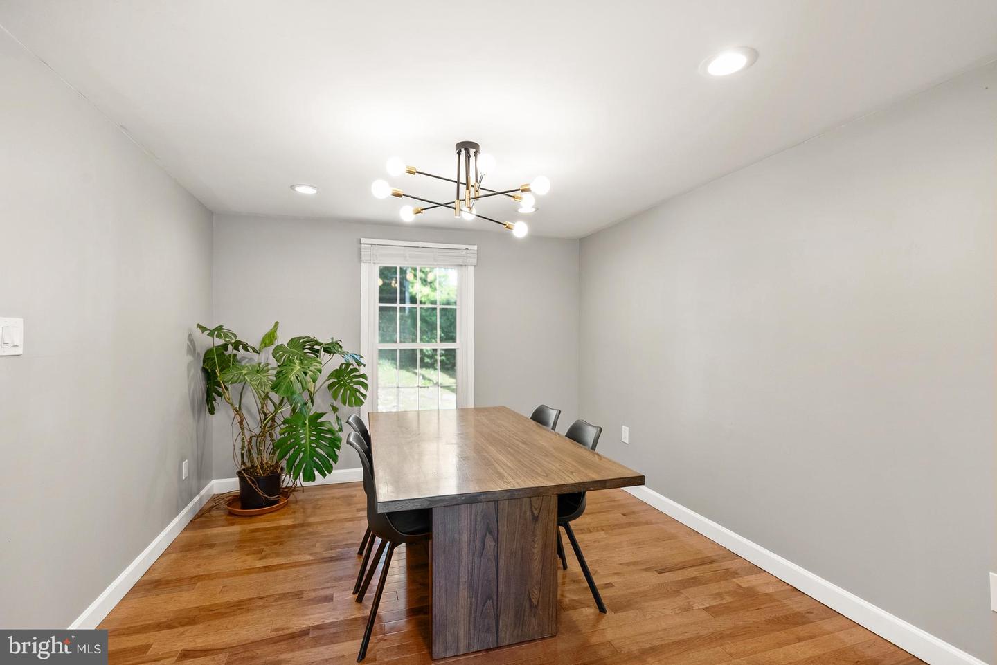 7737 MIDDLE VALLEY DR, SPRINGFIELD, Virginia 22153, 4 Bedrooms Bedrooms, ,2 BathroomsBathrooms,Residential,For sale,7737 MIDDLE VALLEY DR,VAFX2248190 MLS # VAFX2248190