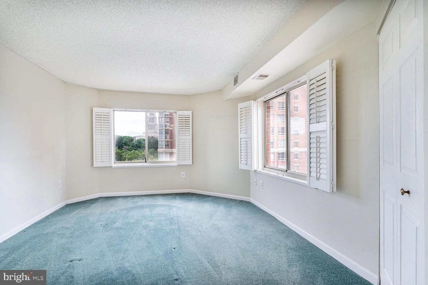2151 JAMIESON AVE #809, ALEXANDRIA, Virginia 22314, 3 Bedrooms Bedrooms, ,2 BathroomsBathrooms,Residential,For sale,2151 JAMIESON AVE #809,VAAX2046680 MLS # VAAX2046680