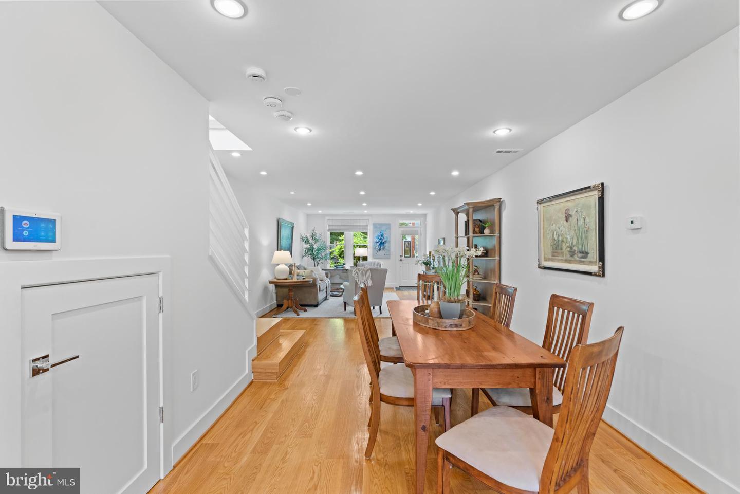 320 A ST NE, WASHINGTON, District Of Columbia 20002, 3 Bedrooms Bedrooms, ,2 BathroomsBathrooms,Residential,For sale,320 A ST NE,DCDC2206598 MLS # DCDC2206598