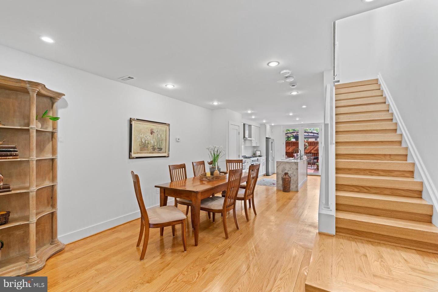 320 A ST NE, WASHINGTON, District Of Columbia 20002, 3 Bedrooms Bedrooms, ,2 BathroomsBathrooms,Residential,For sale,320 A ST NE,DCDC2206598 MLS # DCDC2206598