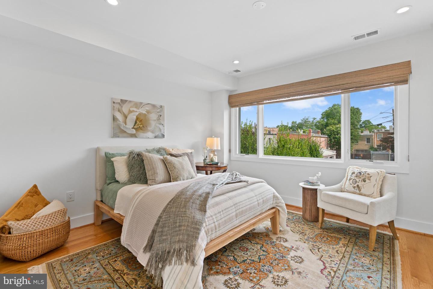 320 A ST NE, WASHINGTON, District Of Columbia 20002, 3 Bedrooms Bedrooms, ,2 BathroomsBathrooms,Residential,For sale,320 A ST NE,DCDC2206598 MLS # DCDC2206598