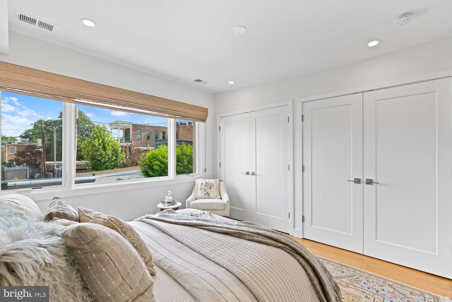 320 A ST NE, WASHINGTON, District Of Columbia 20002, 3 Bedrooms Bedrooms, ,2 BathroomsBathrooms,Residential,For sale,320 A ST NE,DCDC2206598 MLS # DCDC2206598