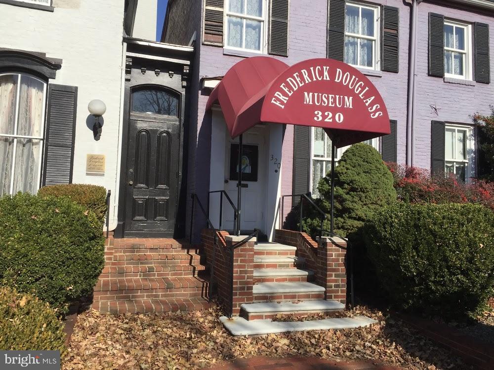 320 A ST NE, WASHINGTON, District Of Columbia 20002, 3 Bedrooms Bedrooms, ,2 BathroomsBathrooms,Residential,For sale,320 A ST NE,DCDC2206598 MLS # DCDC2206598