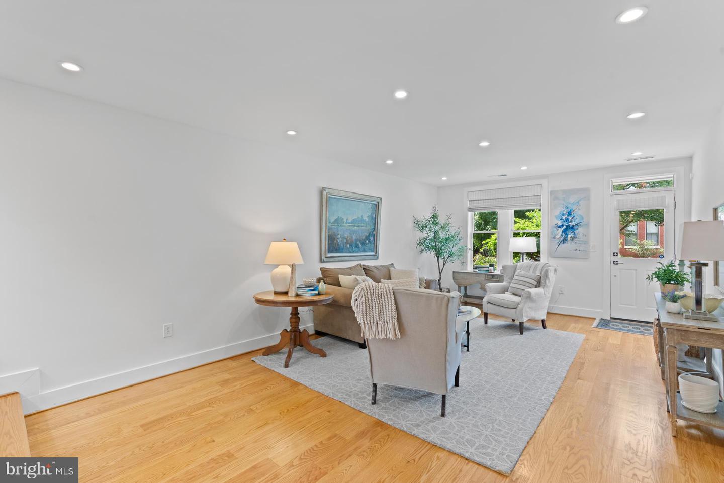 320 A ST NE, WASHINGTON, District Of Columbia 20002, 3 Bedrooms Bedrooms, ,2 BathroomsBathrooms,Residential,For sale,320 A ST NE,DCDC2206598 MLS # DCDC2206598