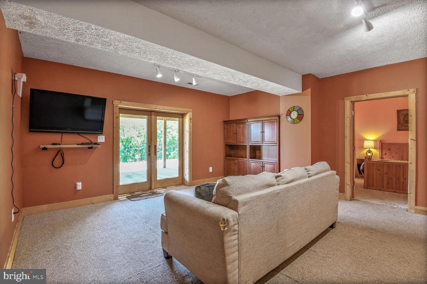 1903 BUCK MOUNTAIN RD, BENTONVILLE, Virginia 22610, 4 Bedrooms Bedrooms, ,3 BathroomsBathrooms,Residential,For sale,1903 BUCK MOUNTAIN RD,VAWR2011536 MLS # VAWR2011536