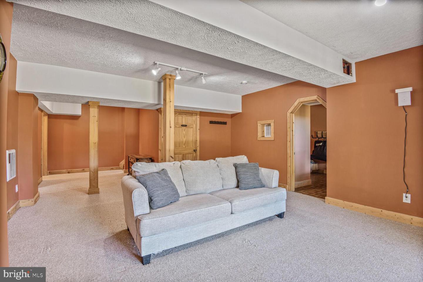 1903 BUCK MOUNTAIN RD, BENTONVILLE, Virginia 22610, 4 Bedrooms Bedrooms, ,3 BathroomsBathrooms,Residential,For sale,1903 BUCK MOUNTAIN RD,VAWR2011536 MLS # VAWR2011536