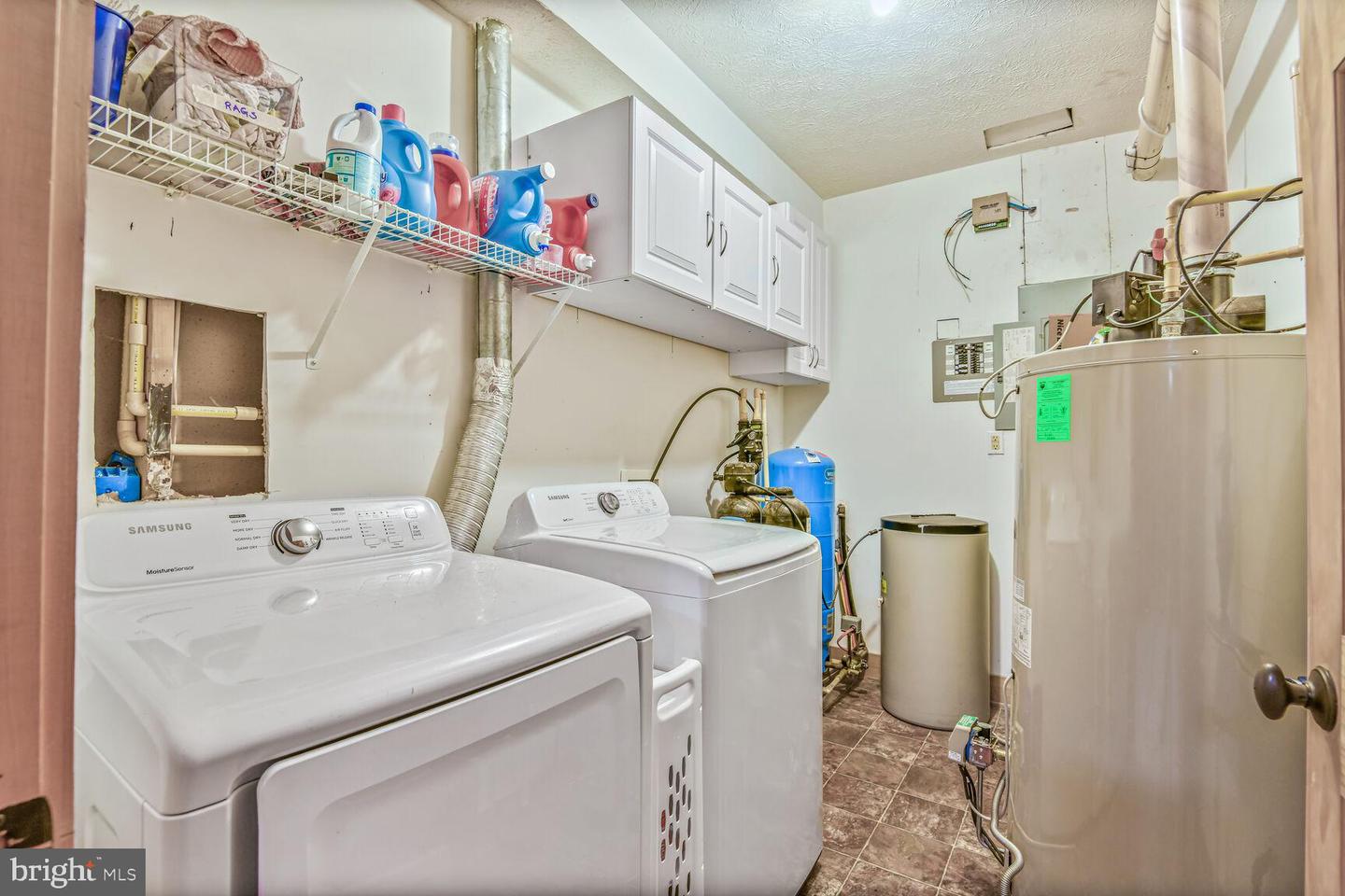1903 BUCK MOUNTAIN RD, BENTONVILLE, Virginia 22610, 4 Bedrooms Bedrooms, ,3 BathroomsBathrooms,Residential,For sale,1903 BUCK MOUNTAIN RD,VAWR2011536 MLS # VAWR2011536
