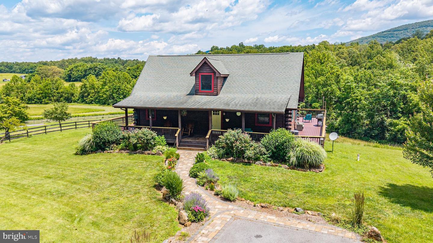 1903 BUCK MOUNTAIN RD, BENTONVILLE, Virginia 22610, 4 Bedrooms Bedrooms, ,3 BathroomsBathrooms,Residential,For sale,1903 BUCK MOUNTAIN RD,VAWR2011536 MLS # VAWR2011536
