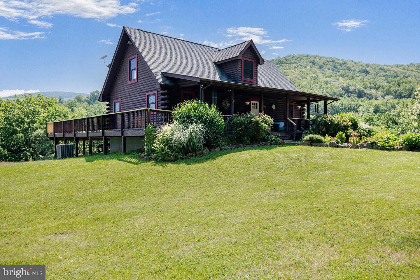 1903 BUCK MOUNTAIN RD, BENTONVILLE, Virginia 22610, 4 Bedrooms Bedrooms, ,3 BathroomsBathrooms,Residential,For sale,1903 BUCK MOUNTAIN RD,VAWR2011536 MLS # VAWR2011536