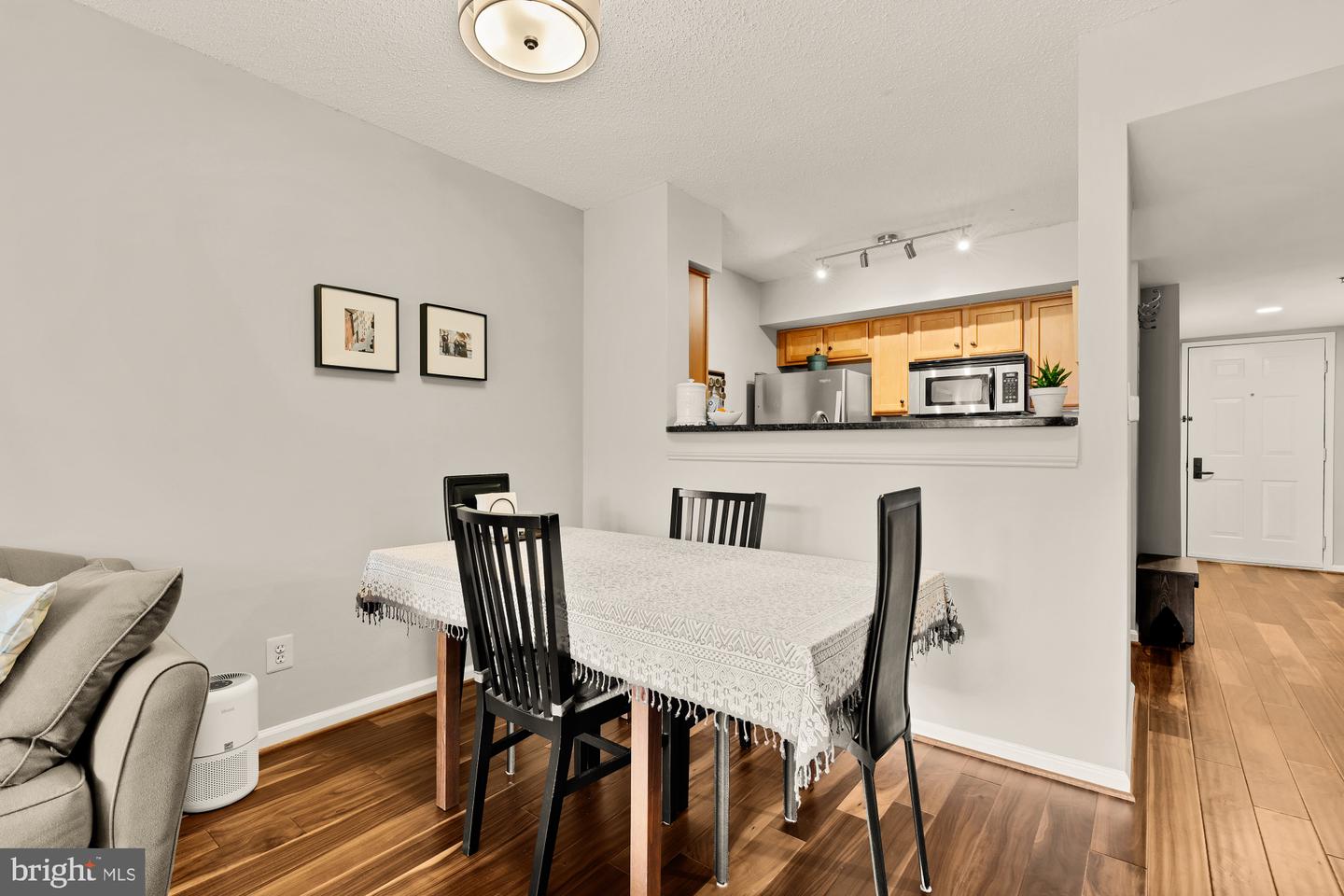 1024 N UTAH ST #616, ARLINGTON, Virginia 22201, 1 Bedroom Bedrooms, ,1 BathroomBathrooms,Residential,For sale,1024 N UTAH ST #616,VAAR2059550 MLS # VAAR2059550