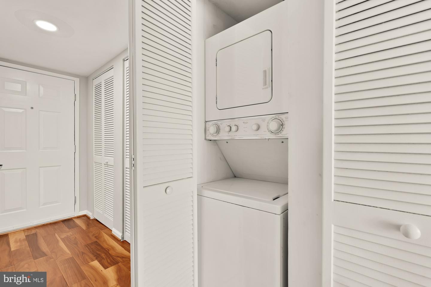1024 N UTAH ST #616, ARLINGTON, Virginia 22201, 1 Bedroom Bedrooms, ,1 BathroomBathrooms,Residential,For sale,1024 N UTAH ST #616,VAAR2059550 MLS # VAAR2059550