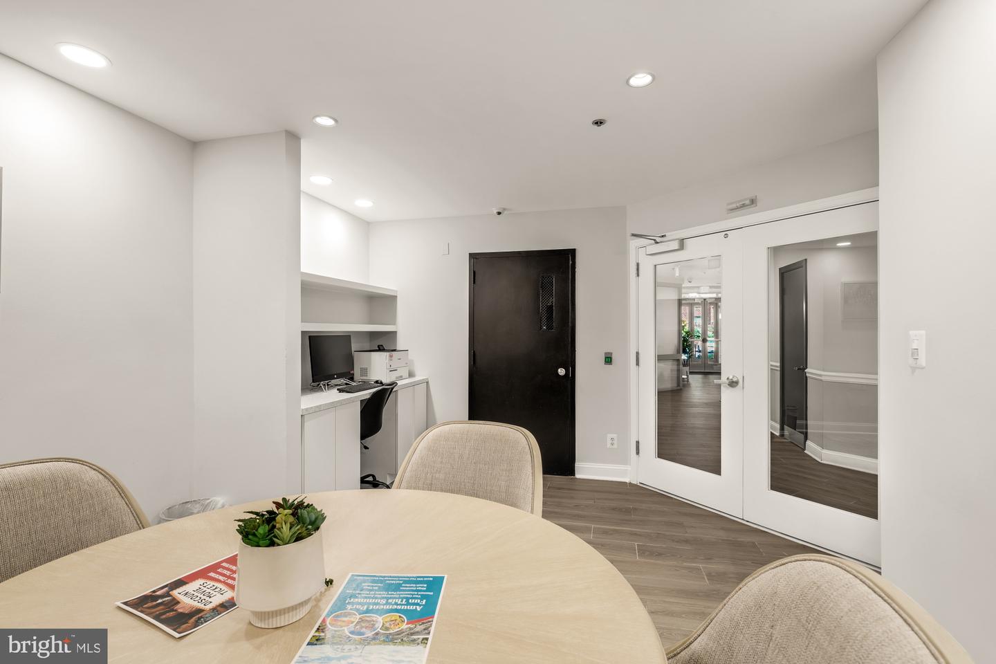 1024 N UTAH ST #616, ARLINGTON, Virginia 22201, 1 Bedroom Bedrooms, ,1 BathroomBathrooms,Residential,For sale,1024 N UTAH ST #616,VAAR2059550 MLS # VAAR2059550
