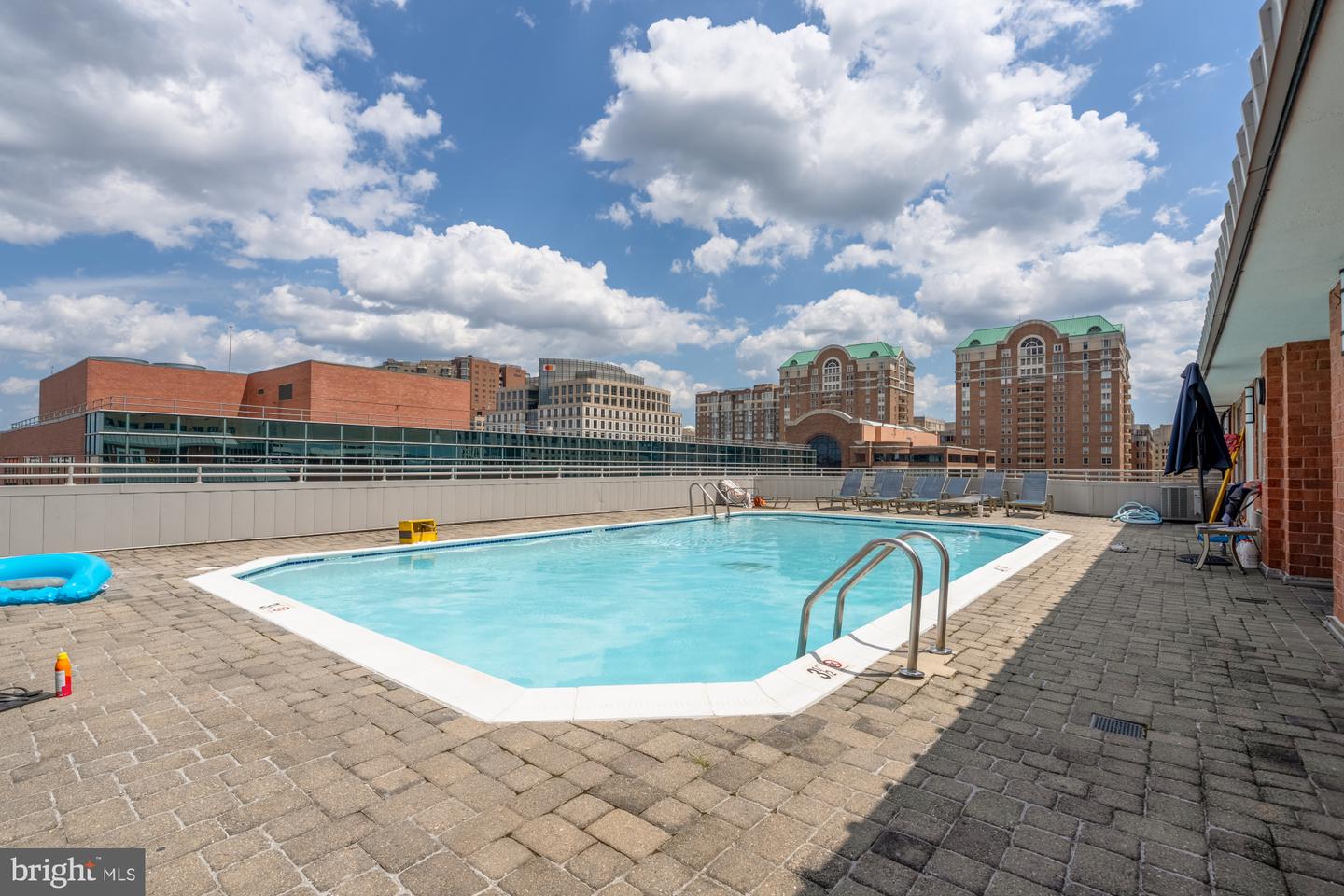 1024 N UTAH ST #616, ARLINGTON, Virginia 22201, 1 Bedroom Bedrooms, ,1 BathroomBathrooms,Residential,For sale,1024 N UTAH ST #616,VAAR2059550 MLS # VAAR2059550
