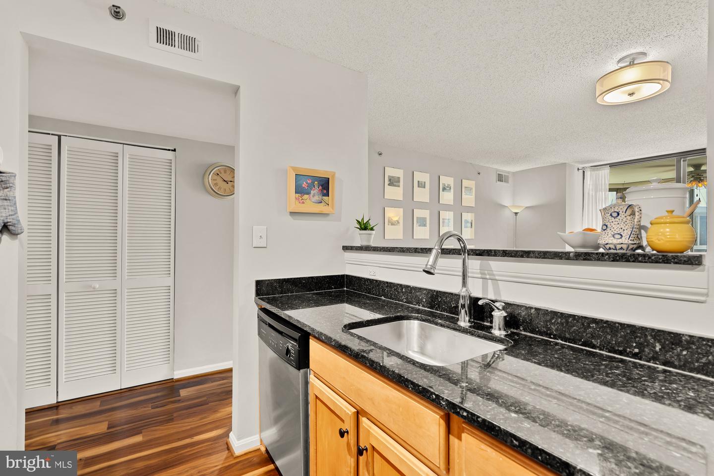 1024 N UTAH ST #616, ARLINGTON, Virginia 22201, 1 Bedroom Bedrooms, ,1 BathroomBathrooms,Residential,For sale,1024 N UTAH ST #616,VAAR2059550 MLS # VAAR2059550