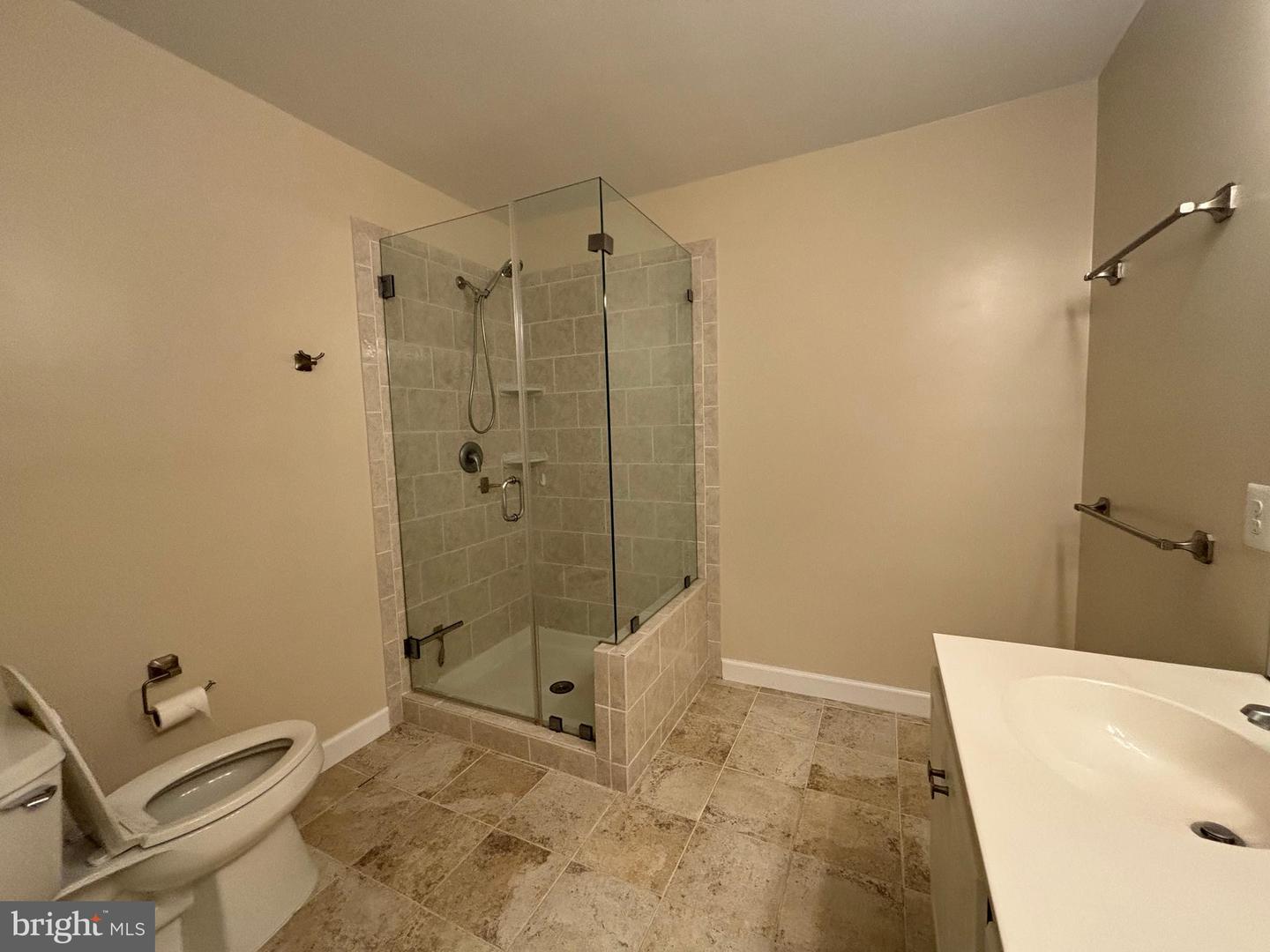 12491 HAYES CT #303, FAIRFAX, Virginia 22033, 2 Bedrooms Bedrooms, ,2 BathroomsBathrooms,Residential,For sale,12491 HAYES CT #303,VAFX2249190 MLS # VAFX2249190