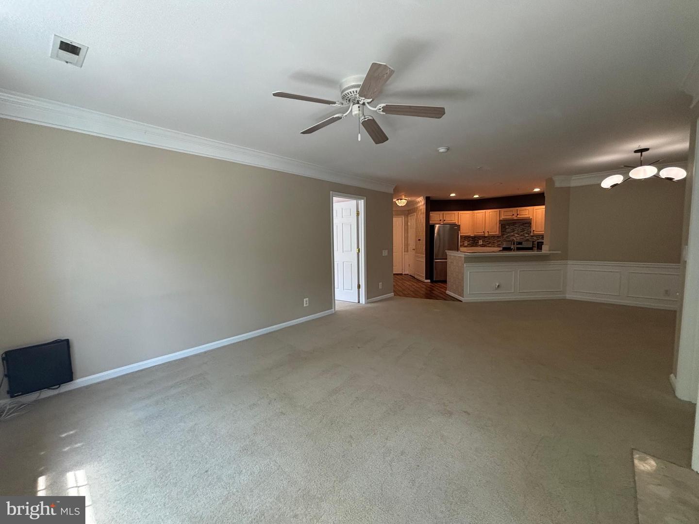 12491 HAYES CT #303, FAIRFAX, Virginia 22033, 2 Bedrooms Bedrooms, ,2 BathroomsBathrooms,Residential,For sale,12491 HAYES CT #303,VAFX2249190 MLS # VAFX2249190