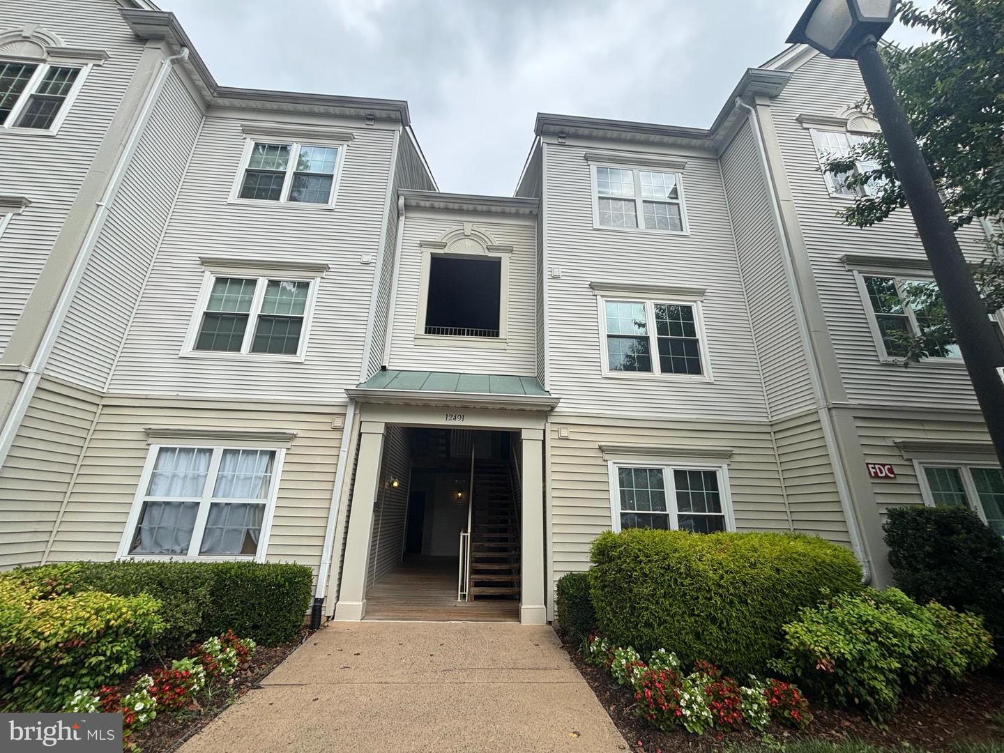 12491 HAYES CT #303, FAIRFAX, Virginia 22033, 2 Bedrooms Bedrooms, ,2 BathroomsBathrooms,Residential,For sale,12491 HAYES CT #303,VAFX2249190 MLS # VAFX2249190