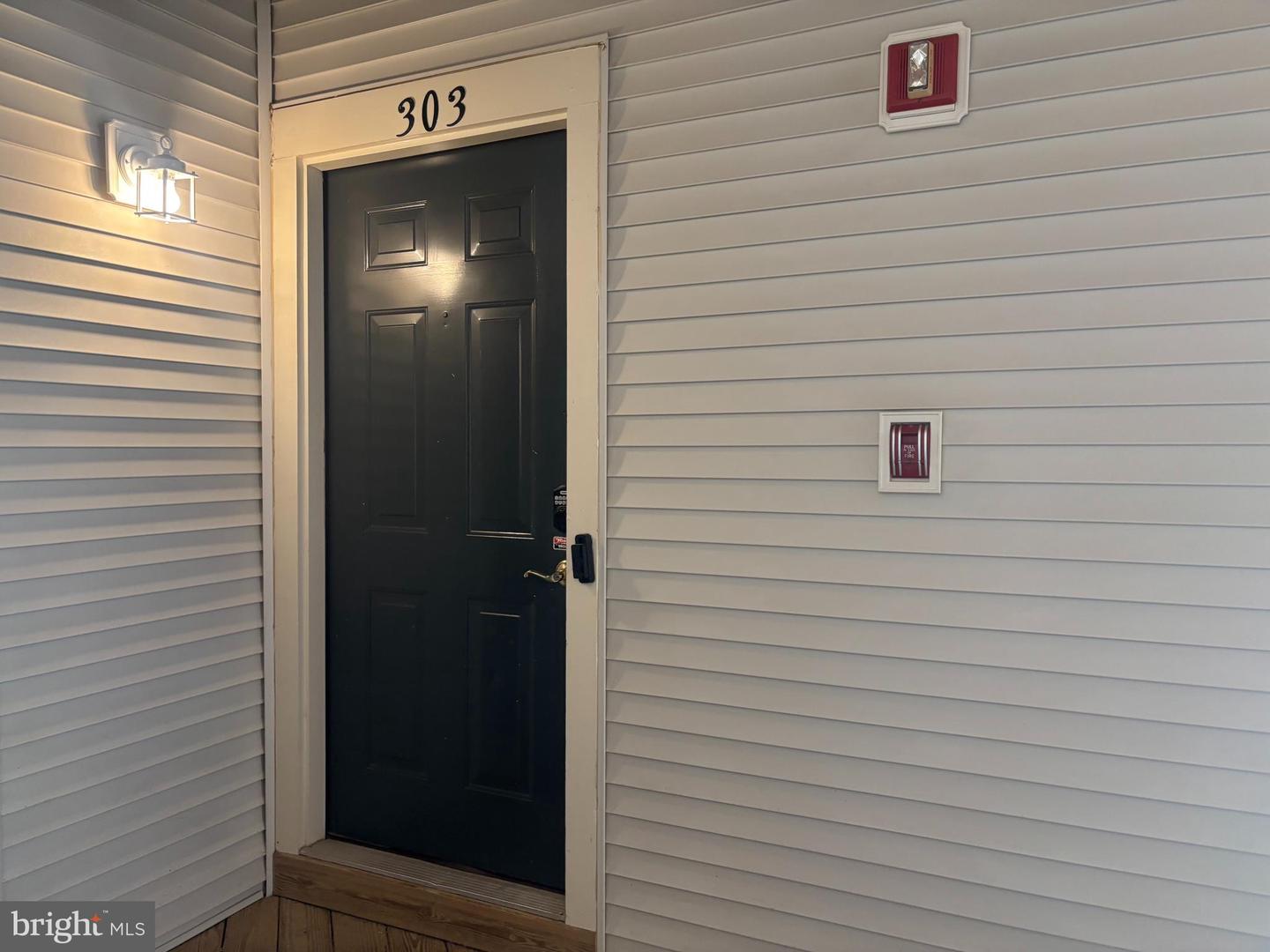 12491 HAYES CT #303, FAIRFAX, Virginia 22033, 2 Bedrooms Bedrooms, ,2 BathroomsBathrooms,Residential,For sale,12491 HAYES CT #303,VAFX2249190 MLS # VAFX2249190