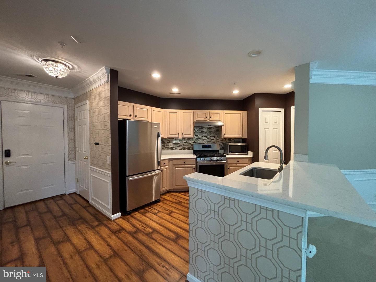 12491 HAYES CT #303, FAIRFAX, Virginia 22033, 2 Bedrooms Bedrooms, ,2 BathroomsBathrooms,Residential,For sale,12491 HAYES CT #303,VAFX2249190 MLS # VAFX2249190