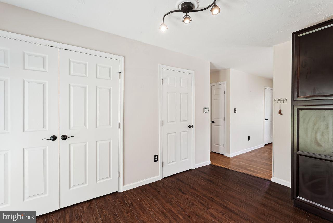 1101 VIRGINIA AVE, FRONT ROYAL, Virginia 22630, 3 Bedrooms Bedrooms, ,2 BathroomsBathrooms,Residential,For sale,1101 VIRGINIA AVE,VAWR2011546 MLS # VAWR2011546