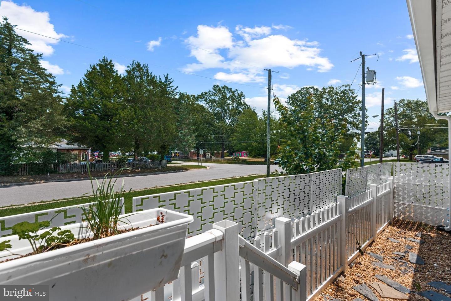 301 3RD STREET, COLONIAL BEACH, Virginia 22443, 3 Bedrooms Bedrooms, 9 Rooms Rooms,2 BathroomsBathrooms,Residential,For sale,301 3RD STREET,VAWE2009172 MLS # VAWE2009172
