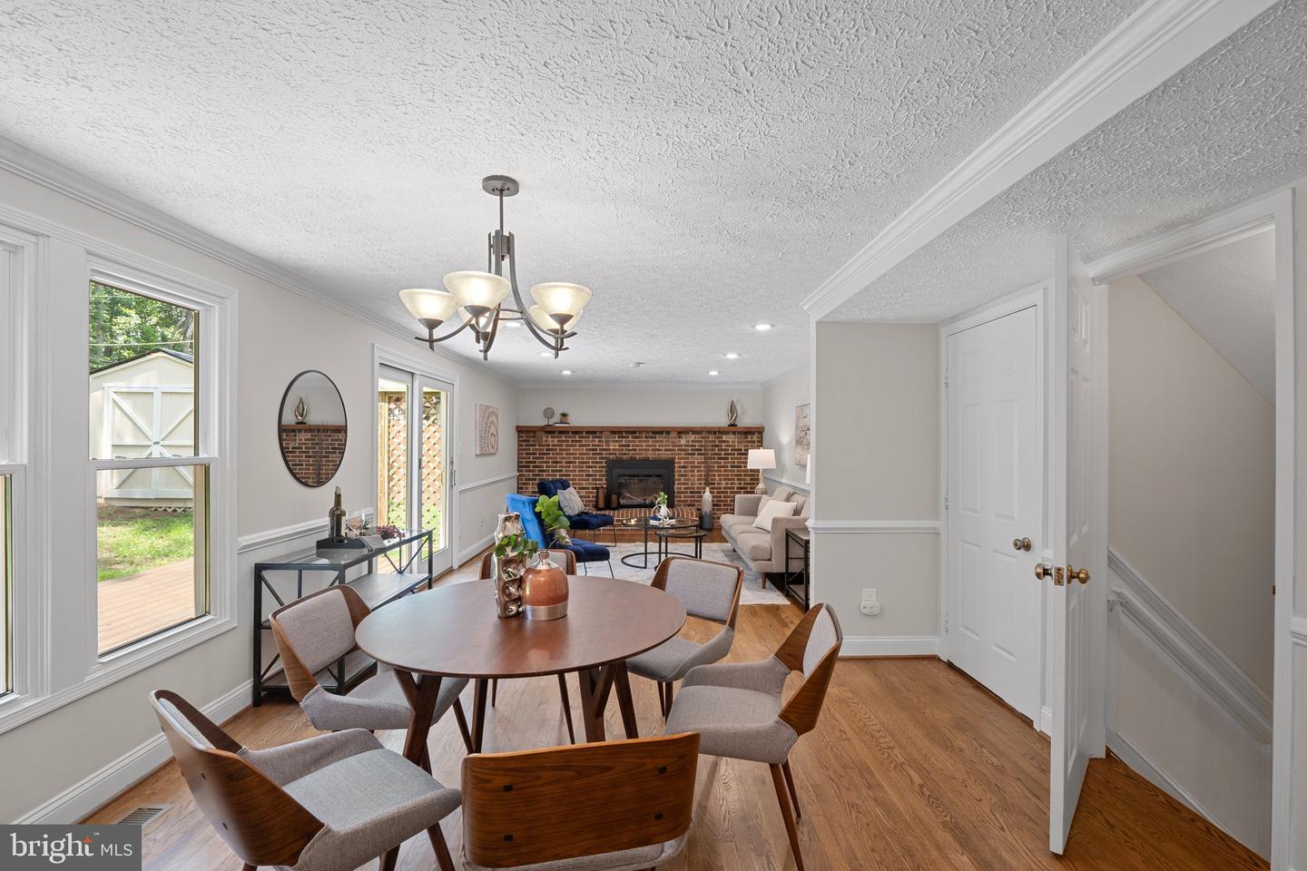 8695 YOUNG CT, SPRINGFIELD, Virginia 22153, 4 Bedrooms Bedrooms, ,3 BathroomsBathrooms,Residential,For sale,8695 YOUNG CT,VAFX2249308 MLS # VAFX2249308