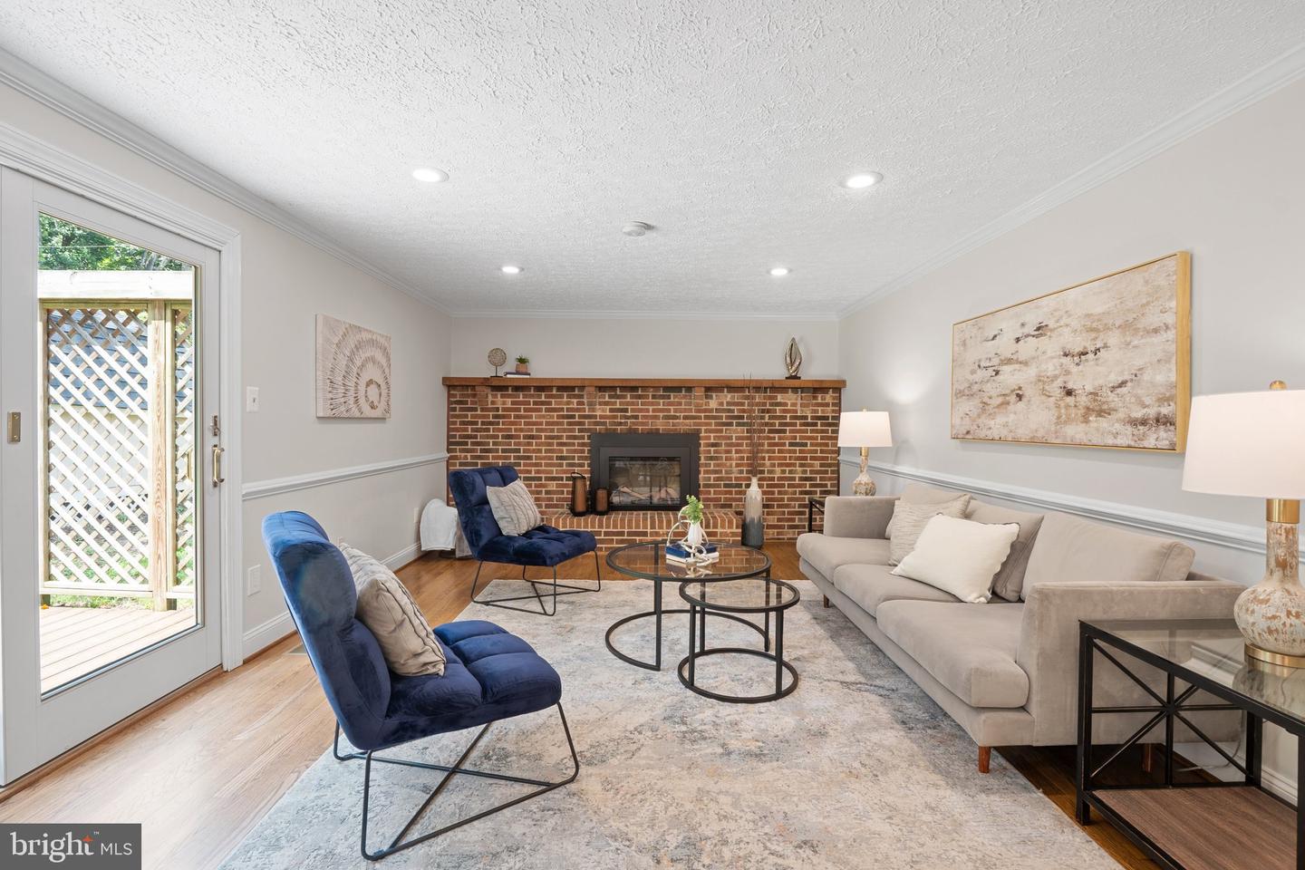 8695 YOUNG CT, SPRINGFIELD, Virginia 22153, 4 Bedrooms Bedrooms, ,3 BathroomsBathrooms,Residential,For sale,8695 YOUNG CT,VAFX2249308 MLS # VAFX2249308