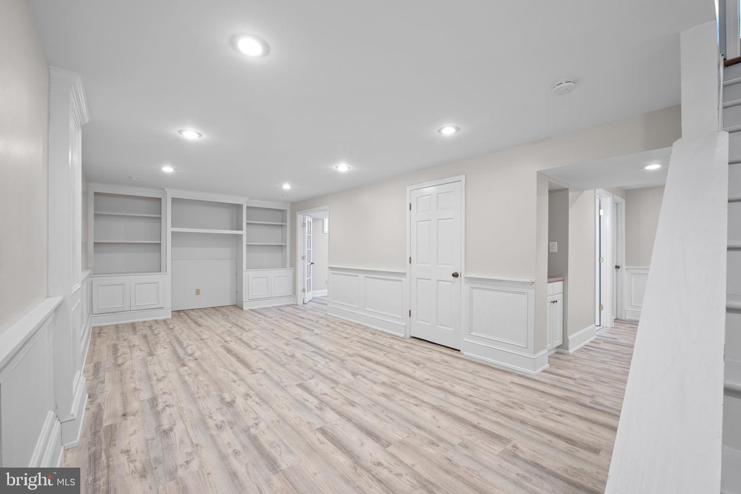 8695 YOUNG CT, SPRINGFIELD, Virginia 22153, 4 Bedrooms Bedrooms, ,3 BathroomsBathrooms,Residential,For sale,8695 YOUNG CT,VAFX2249308 MLS # VAFX2249308