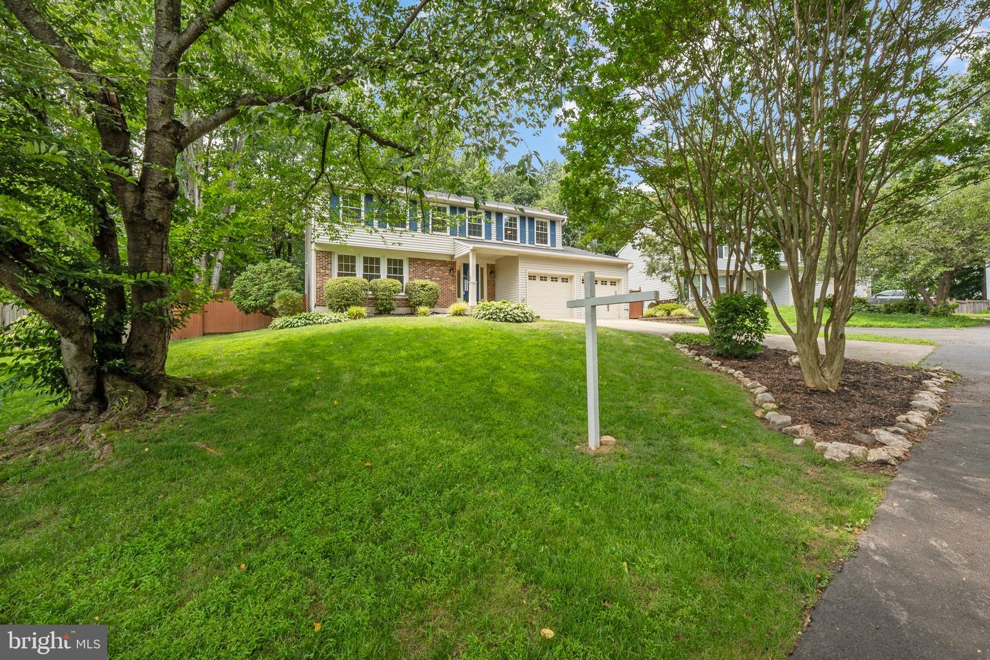 8695 YOUNG CT, SPRINGFIELD, Virginia 22153, 4 Bedrooms Bedrooms, ,3 BathroomsBathrooms,Residential,For sale,8695 YOUNG CT,VAFX2249308 MLS # VAFX2249308