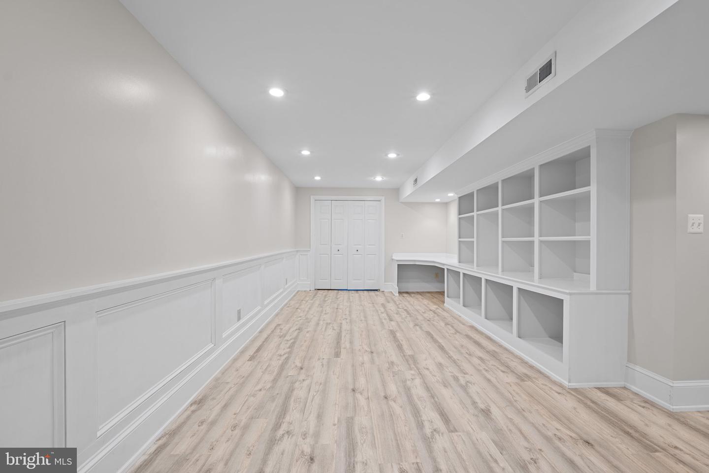 8695 YOUNG CT, SPRINGFIELD, Virginia 22153, 4 Bedrooms Bedrooms, ,3 BathroomsBathrooms,Residential,For sale,8695 YOUNG CT,VAFX2249308 MLS # VAFX2249308