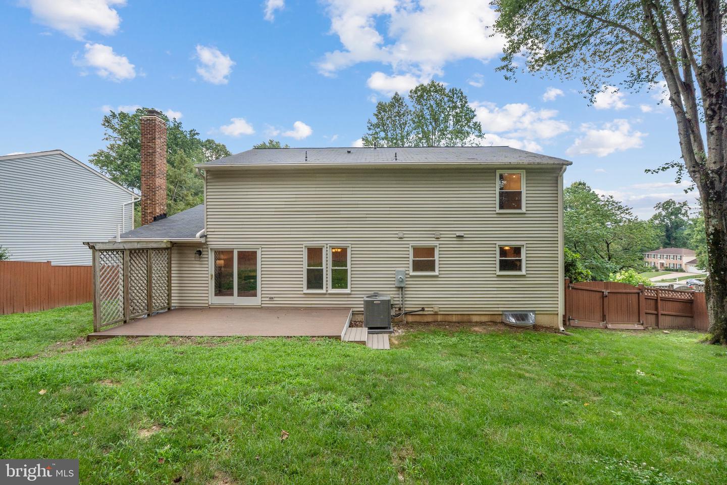 8695 YOUNG CT, SPRINGFIELD, Virginia 22153, 4 Bedrooms Bedrooms, ,3 BathroomsBathrooms,Residential,For sale,8695 YOUNG CT,VAFX2249308 MLS # VAFX2249308